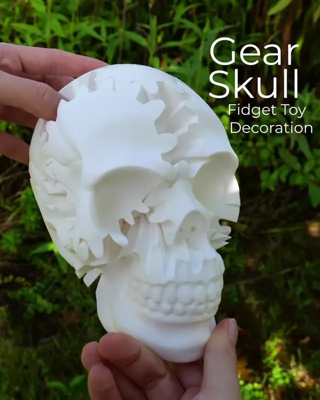Gear Skull Kinetic Art